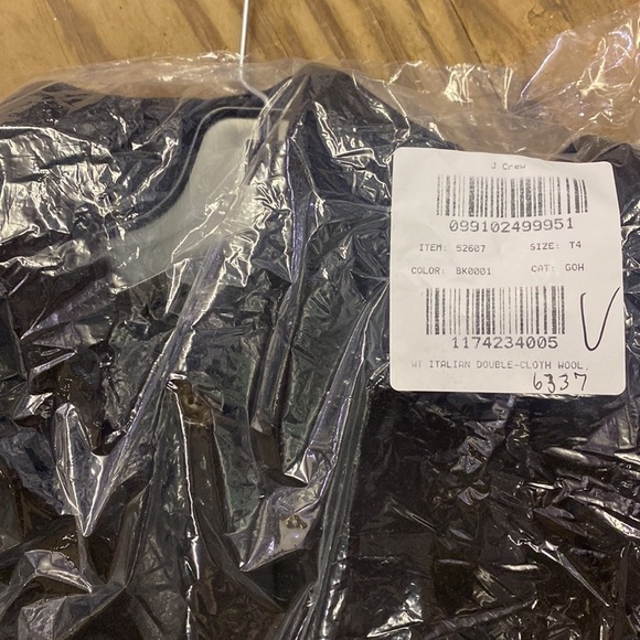 J Crew Dock peacoat with PrimaLoft®
Item BK570 - Picture 6 of 6